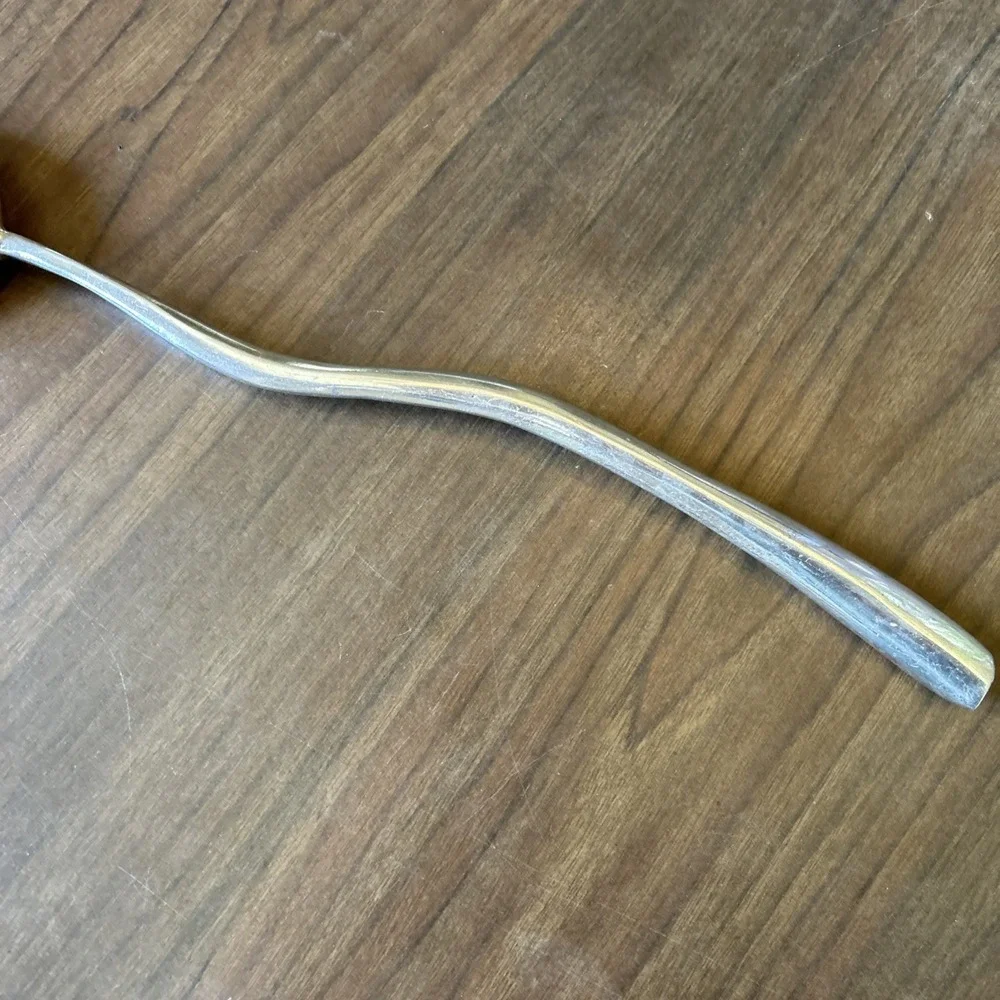 Leaf shaped Organic‎ Spoon curved handle serving utensil Silver tone